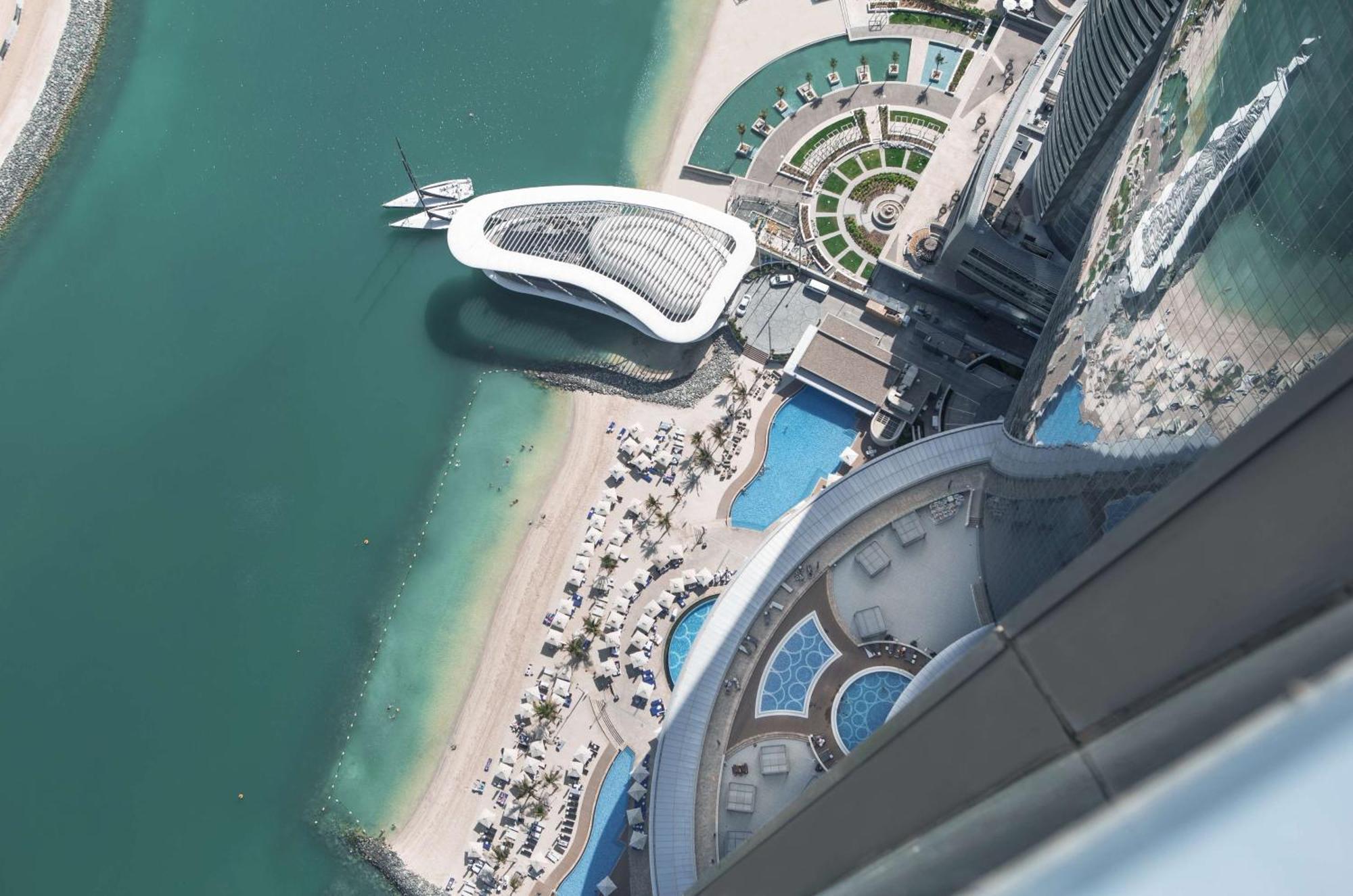 ホテル Conrad Abu Dhabi Etihad Towers エクステリア 写真